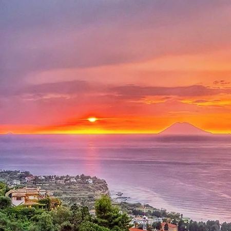 Bed and Breakfast La Piazza BeB Tropea Esterno foto