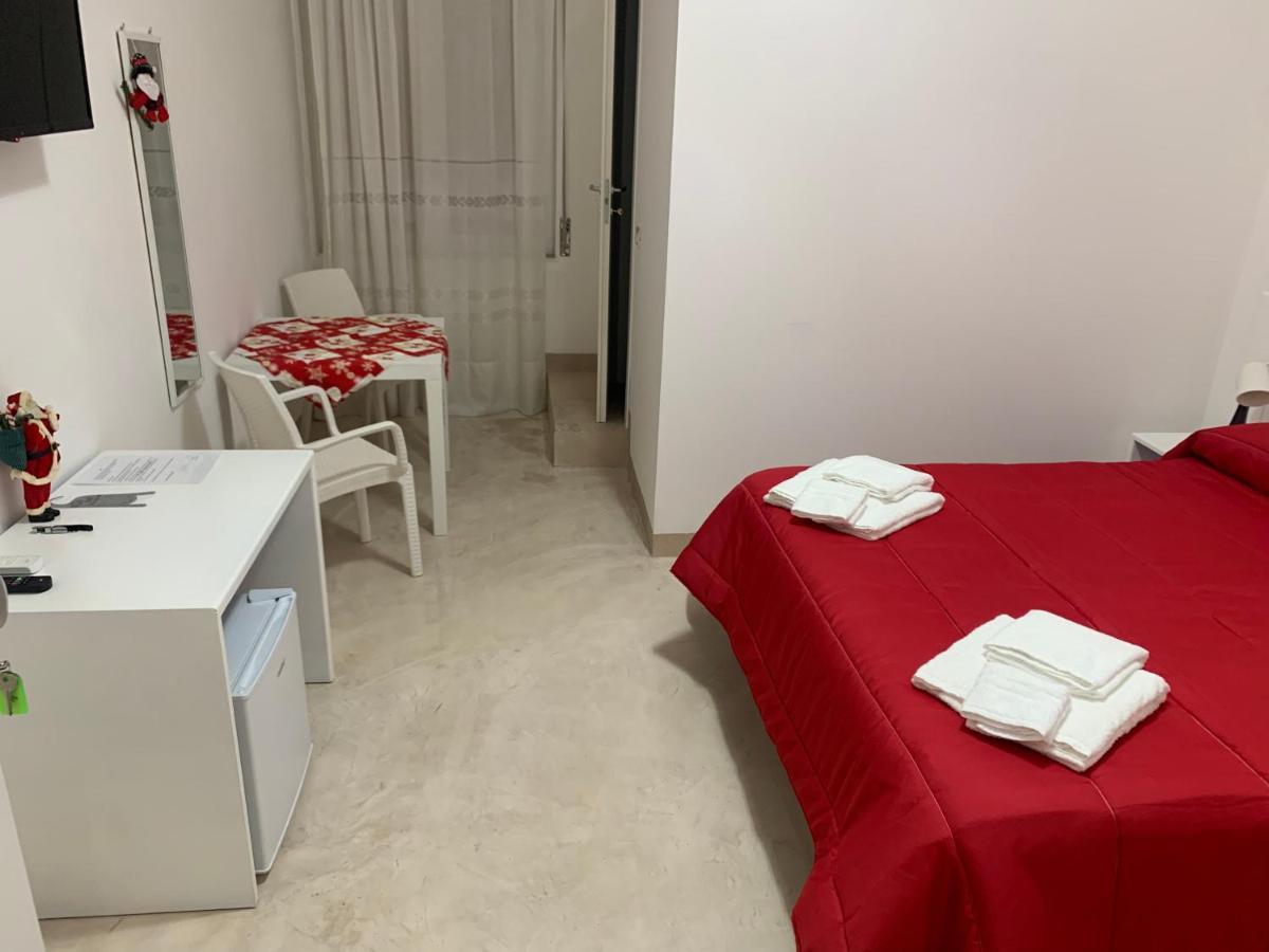 Bed and Breakfast La Piazza BeB Tropea Esterno foto