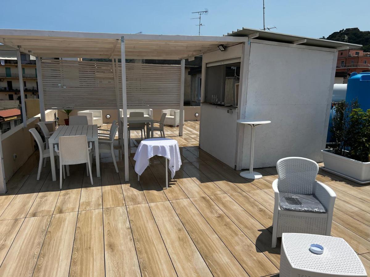 Bed and Breakfast La Piazza BeB Tropea Esterno foto